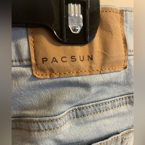 Pacsun Light Wash Straight Leg Stacked Skinny Size 32X32 - Picture 4 of 8